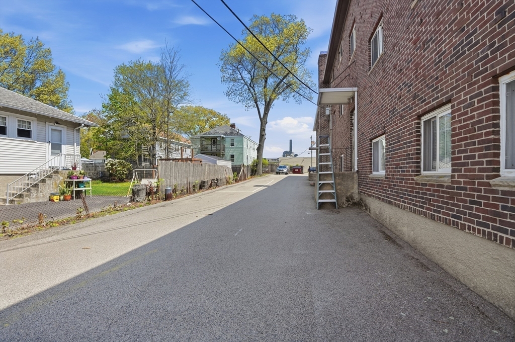 79 Holbrook Rd #2, Quincy, MA Photo #27