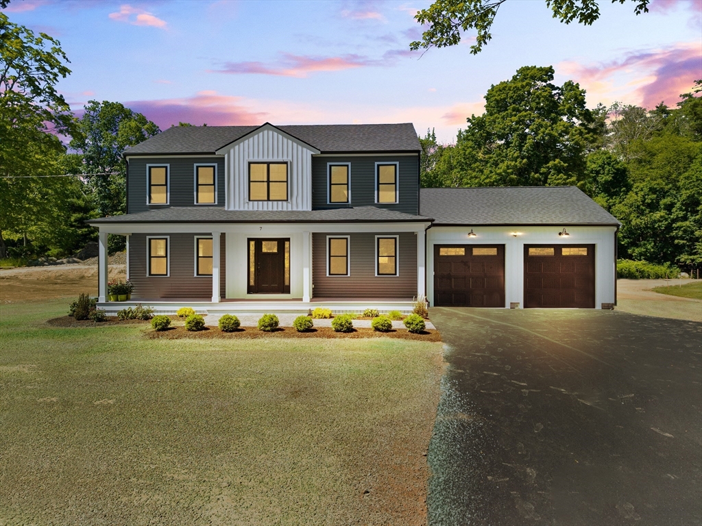 7 Elm Place