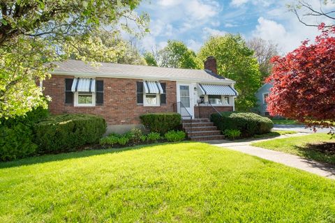 Photo of 81 Livoli Ave, Braintree, MA 02184 (MLS # 73515473)