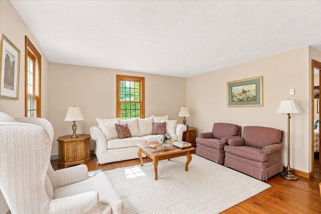 43 E Russell Mills Rd, Plymouth, MA, 43 E Russell Mills Rd, Plymouth, MA Photo #7