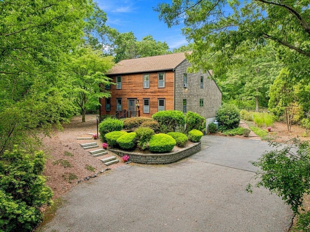 Photo of 43 E Russell Mills Rd, Plymouth, MA