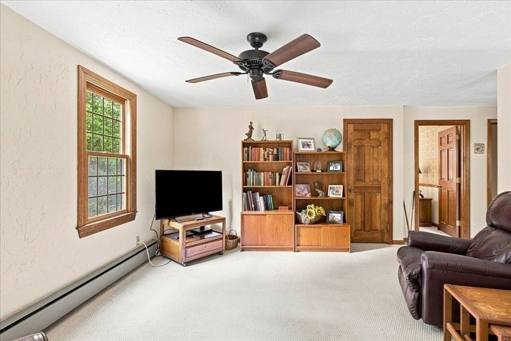 43 E Russell Mills Rd, Plymouth, MA, 43 E Russell Mills Rd, Plymouth, MA Photo #20
