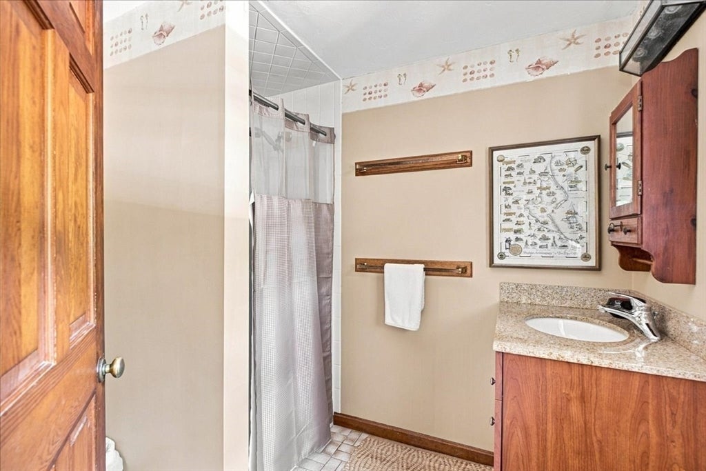 43 E Russell Mills Rd, Plymouth, MA, 43 E Russell Mills Rd, Plymouth, MA Photo #17