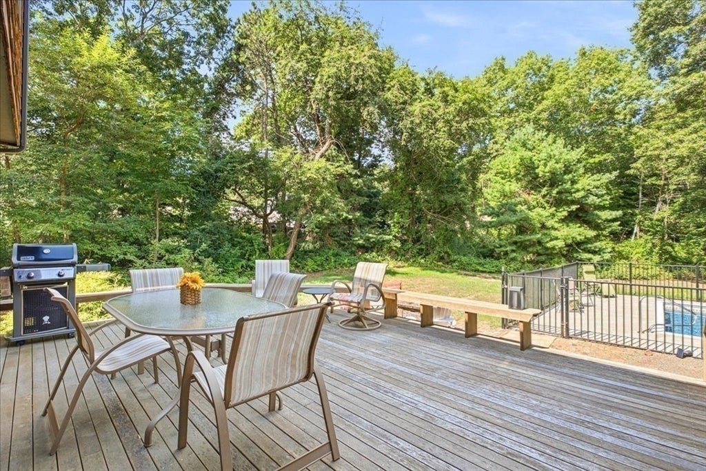 43 E Russell Mills Rd, Plymouth, MA, 43 E Russell Mills Rd, Plymouth, MA Photo #27