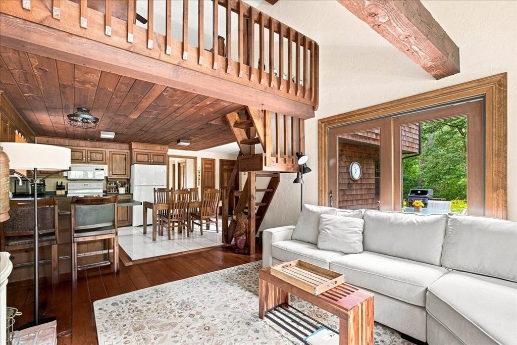 43 E Russell Mills Rd, Plymouth, MA, 43 E Russell Mills Rd, Plymouth, MA Photo #16
