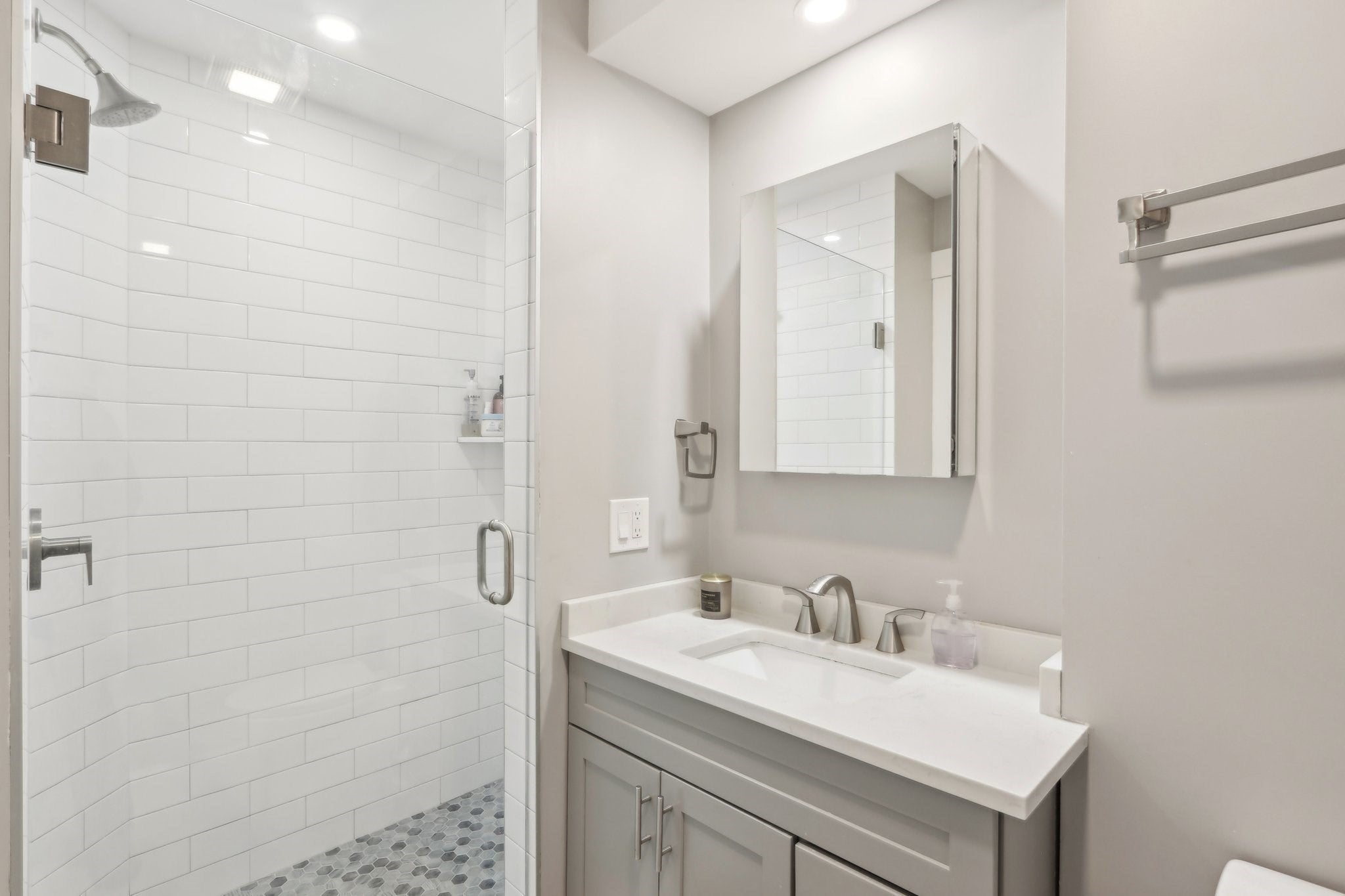 271 W 5th St, Boston, MA, 271 W 5th St, Boston, MA Photo #23