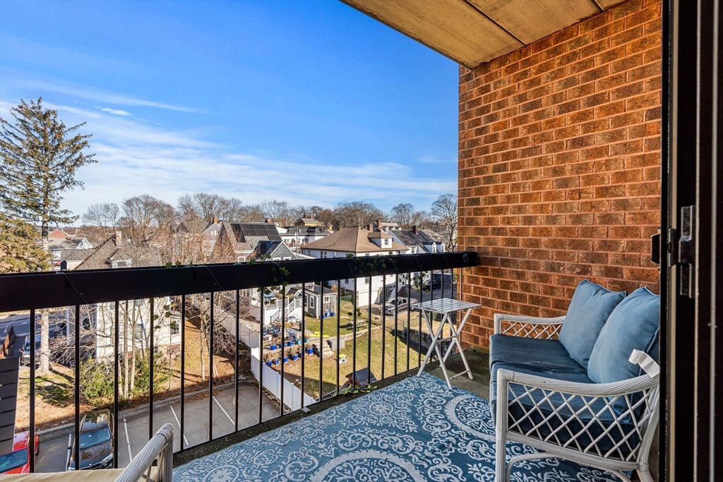 12 Mount Vernon St 44