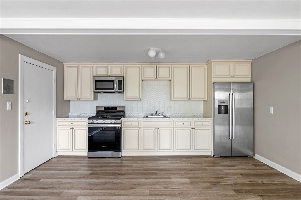 100 Magnolia Ave 26