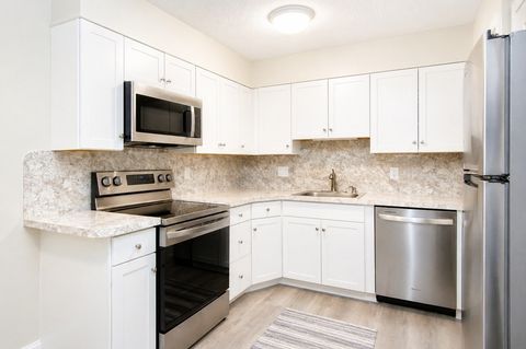 Photo of 7 Chapel Hill #7, Plymouth, MA 02360 (MLS # 73509964)
