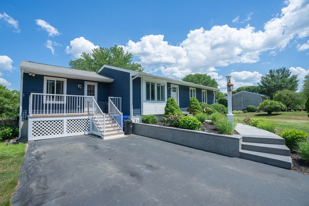 305 Scadding Street