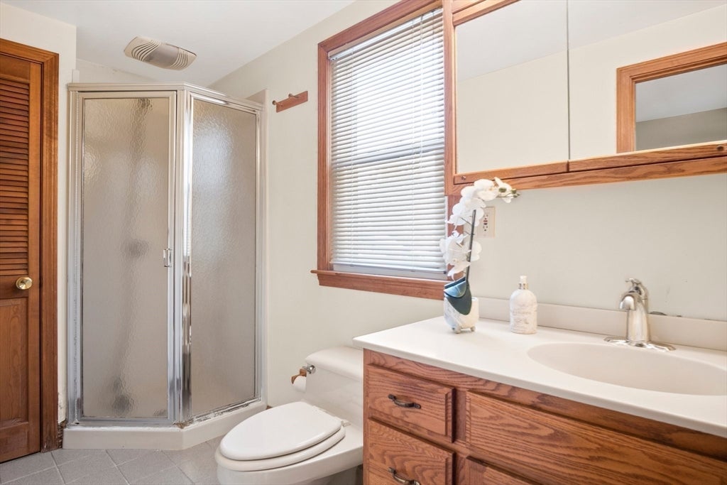 8 Grace Rd, Woburn, MA, 8 Grace Rd, Woburn, MA Photo #26