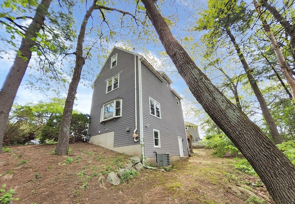 31 Harvard Ct