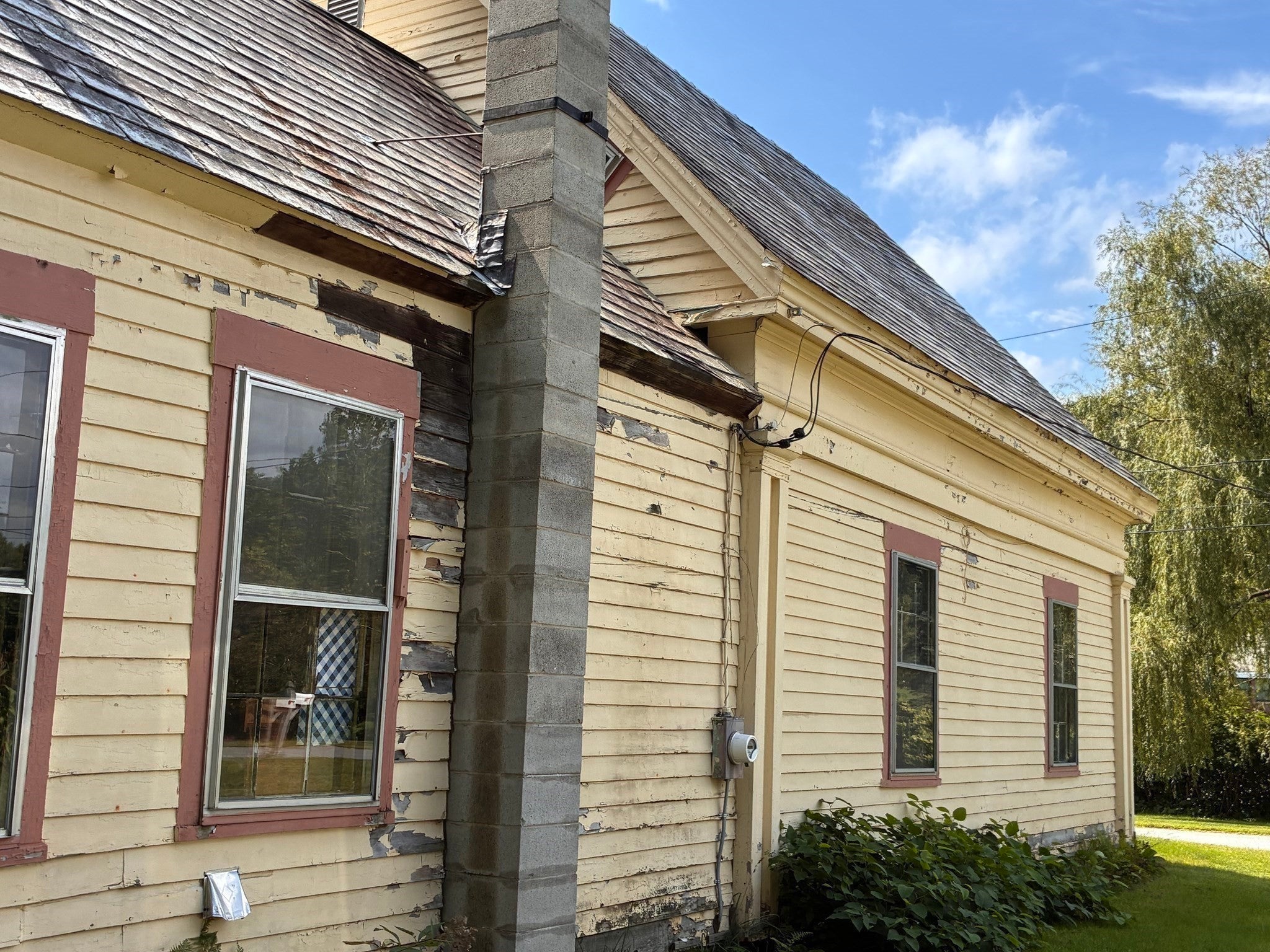 9 River St, Colrain, MA Photo #7
