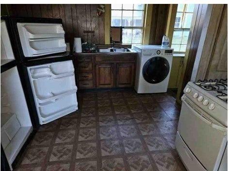 9 River St, Colrain, MA Photo #18