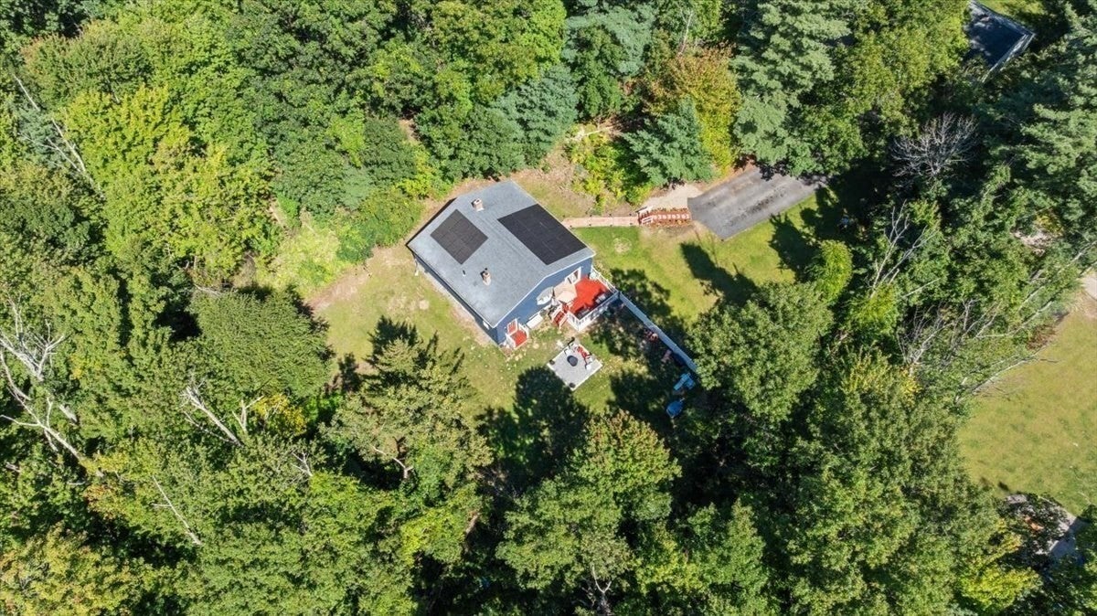 65 Carter Rd, Worcester MA 01609