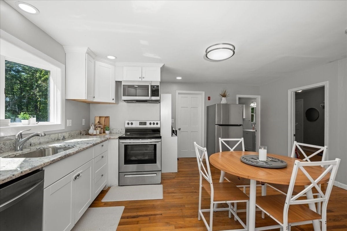 65 Carter Rd, Worcester, MA, 65 Carter Rd, Worcester, MA Photo #6