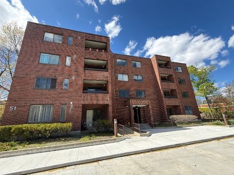 Photo of 51 John ST #104, Brookline, MA 02446 (MLS # 73512500)