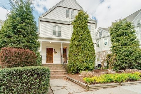 Photo of 36 Hewlett St #1, Boston, MA 02131 (MLS # 73511153)