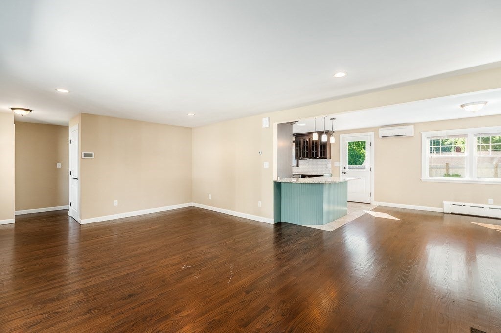 32 Knowlton Street, Hamilton, MA, 32 Knowlton Street, Hamilton, MA Photo #6
