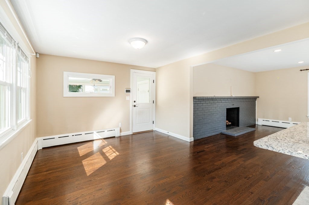 32 Knowlton Street, Hamilton, MA, 32 Knowlton Street, Hamilton, MA Photo #7