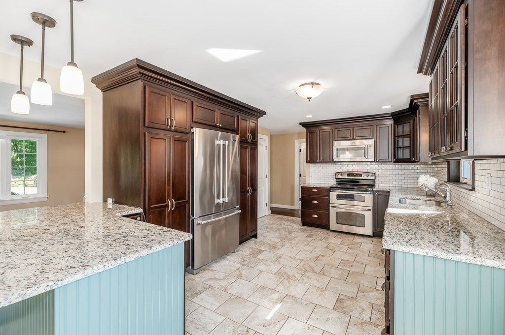32 Knowlton Street, Hamilton, MA, 32 Knowlton Street, Hamilton, MA Photo #10