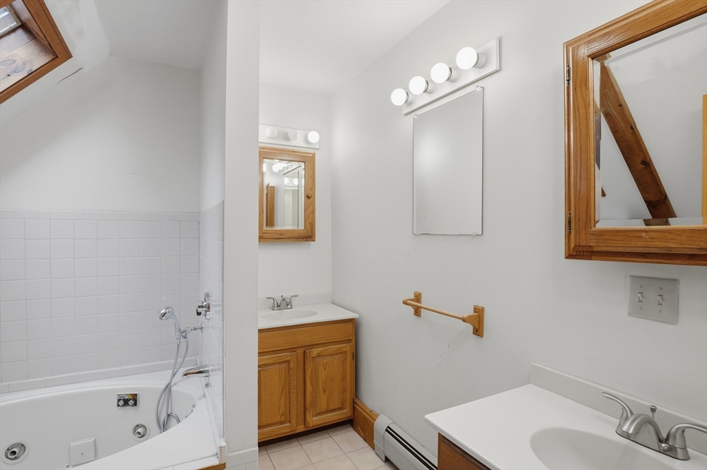 135 Mallard Dr, Becket, MA Photo #22