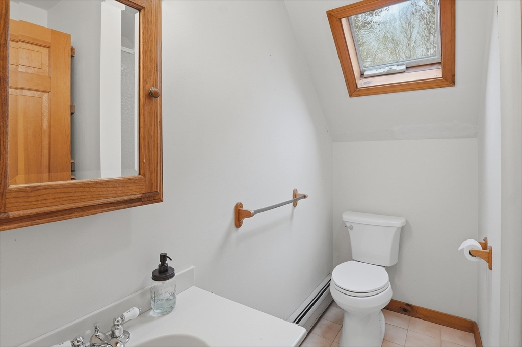 135 Mallard Dr, Becket, MA Photo #27
