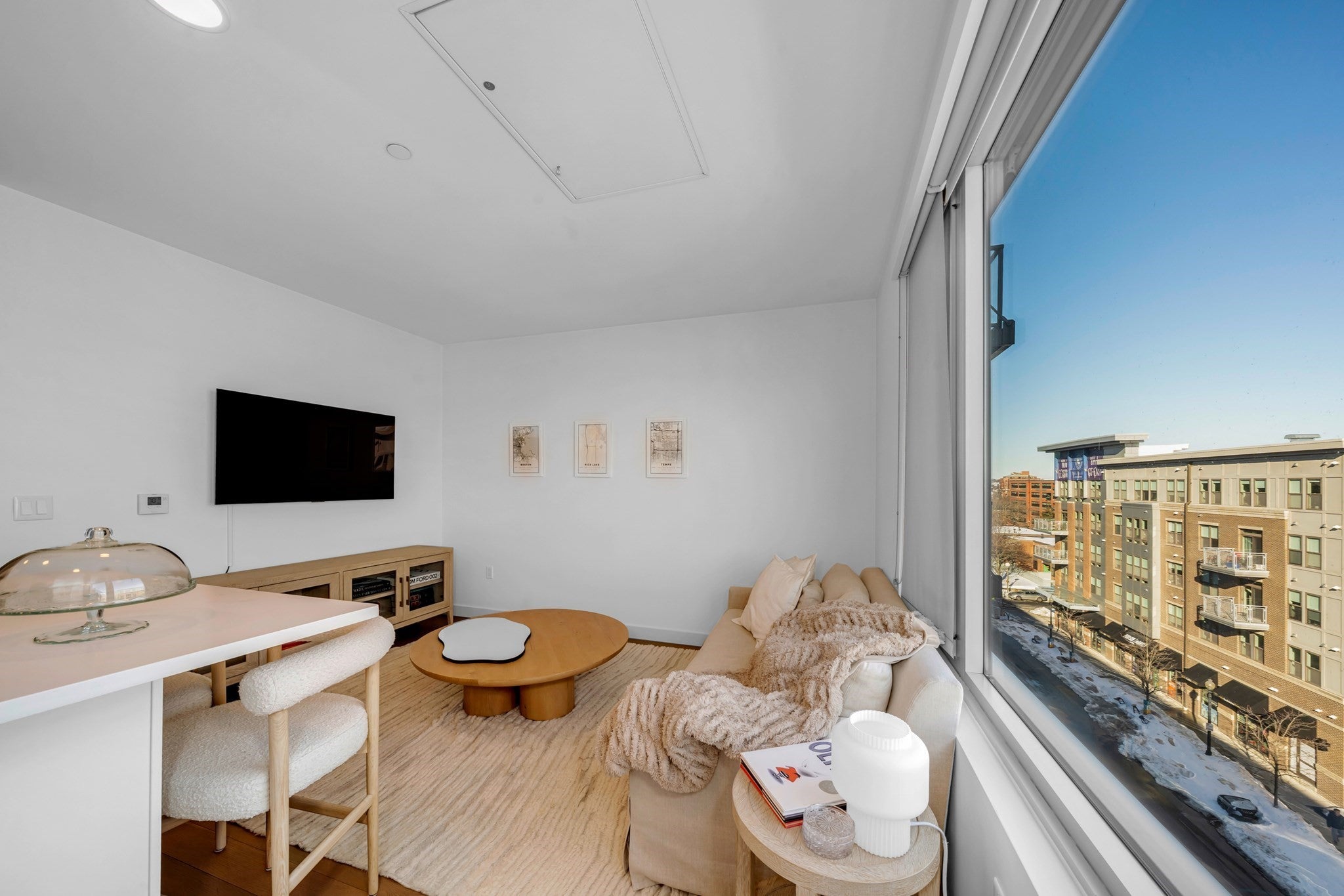 45 Lewis St 502