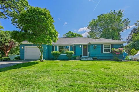 167 Montaup Avenue Dracut MA 01826