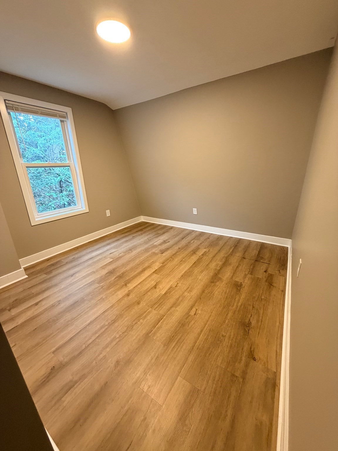 36 Standish St, Worcester, MA, 36 Standish St, Worcester, MA Photo #7