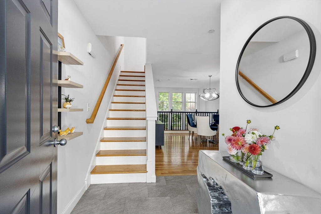129 Merrimac Street 16
