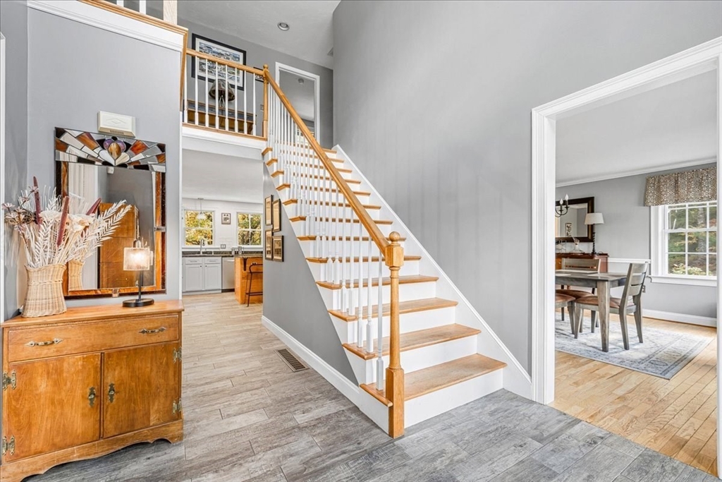 20 Edward Dr