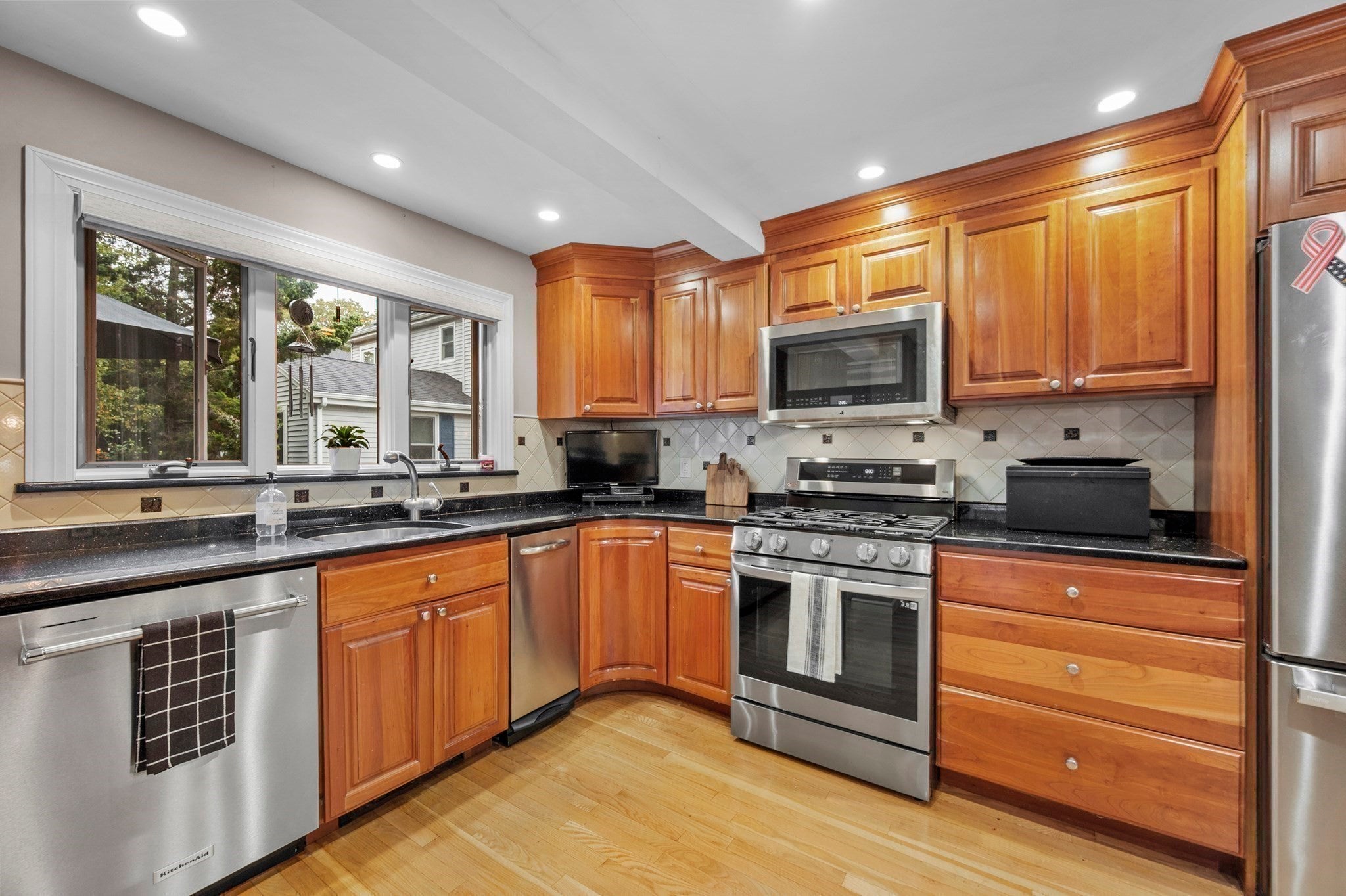 351 Appleton St, Arlington, MA Photo #16