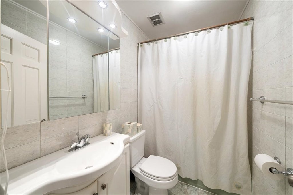 16 Carmen Circle, Medfield, MA, 16 Carmen Circle, Medfield, MA Photo #10