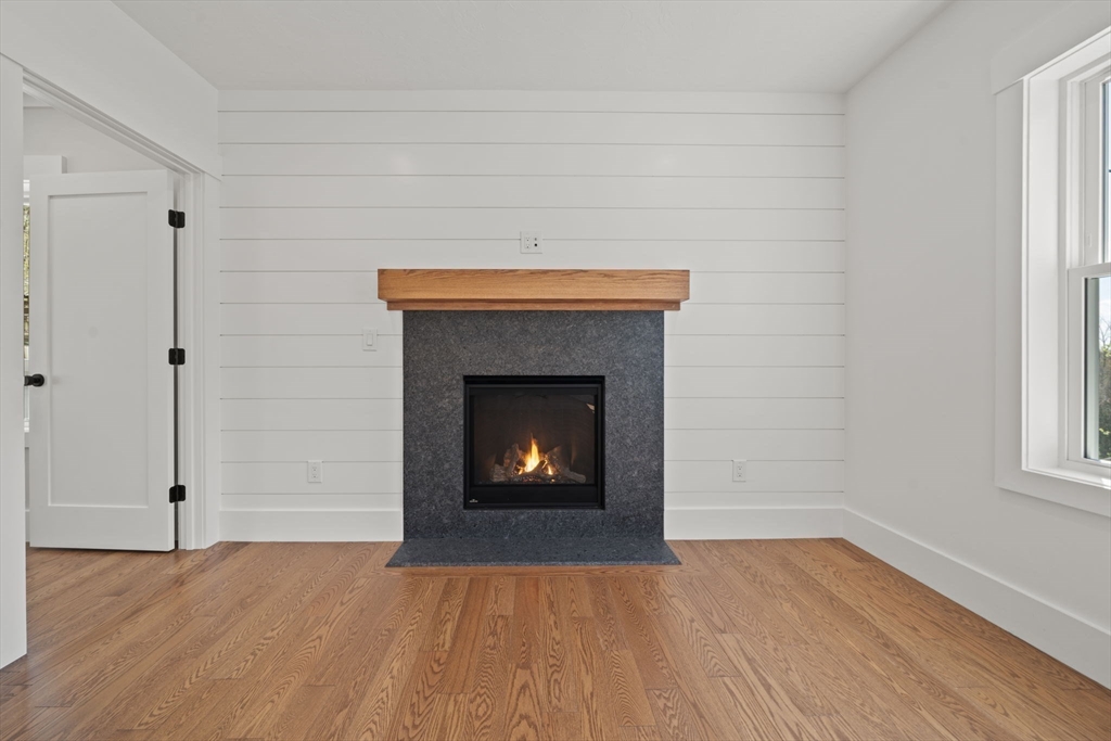 301 Maple AVE, Shrewsbury, MA Photo #13