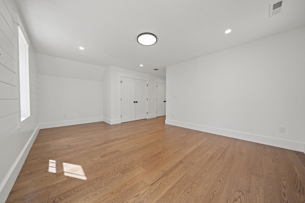 301 Maple AVE, Shrewsbury, MA Photo #23