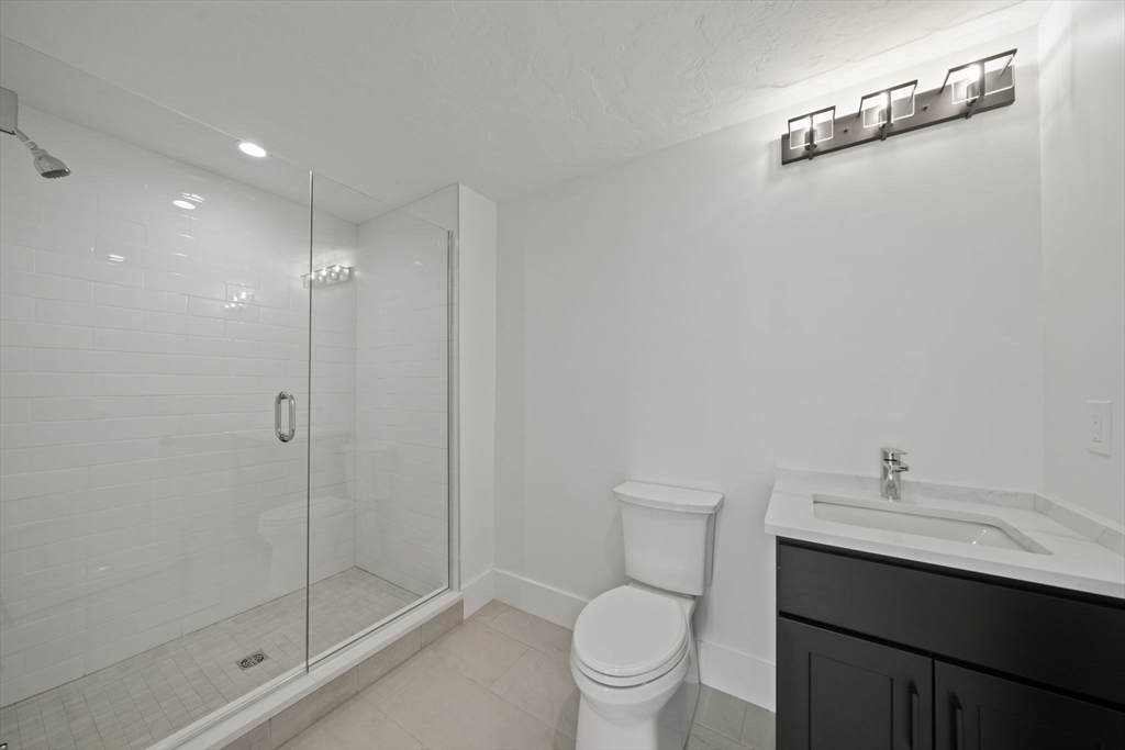 301 Maple AVE, Shrewsbury, MA Photo #26