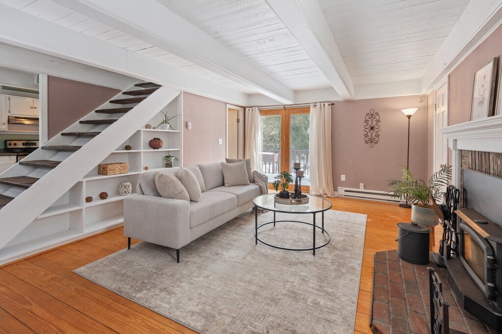 Hopkinton, Massachusetts 01748, United States, 2 Bedrooms Bedrooms, ,1 BathroomBathrooms,Residential,Pending,78777 Hopkinton, Massachusetts 01748, United States, 2 Bedrooms Bedrooms, ,1 BathroomBathrooms,Residential,Pending,78777