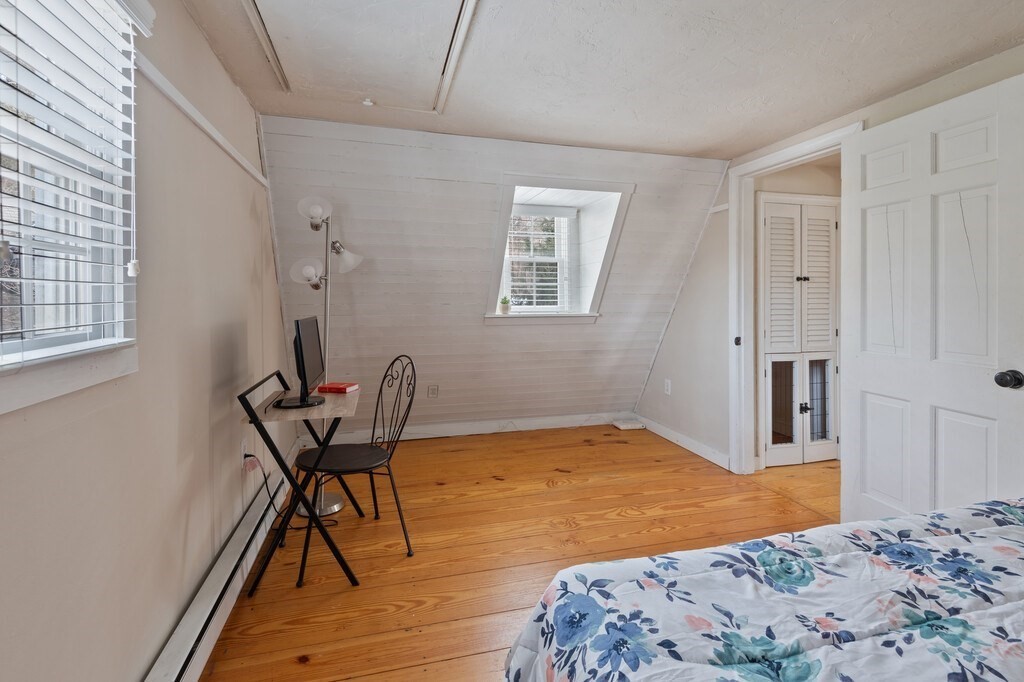 Hopkinton, Massachusetts 01748, United States, 2 Bedrooms Bedrooms, ,1 BathroomBathrooms,Residential,Pending,78777