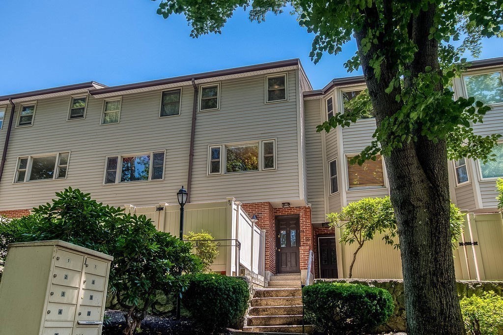 54 Regent Circle 54