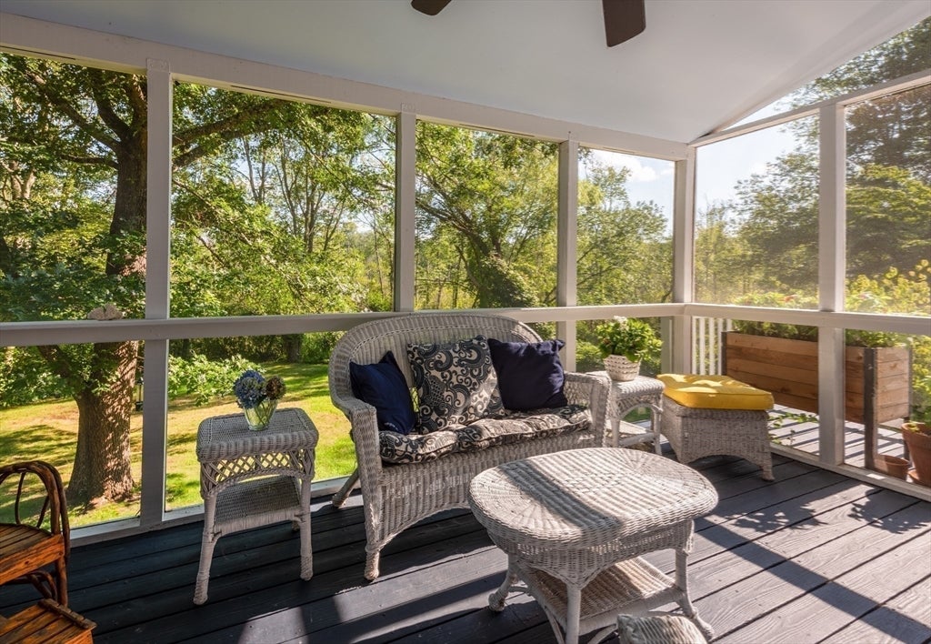 494 Asbury St, Hamilton, MA Photo #17