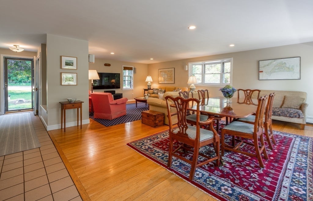 494 Asbury St, Hamilton, MA Photo #20