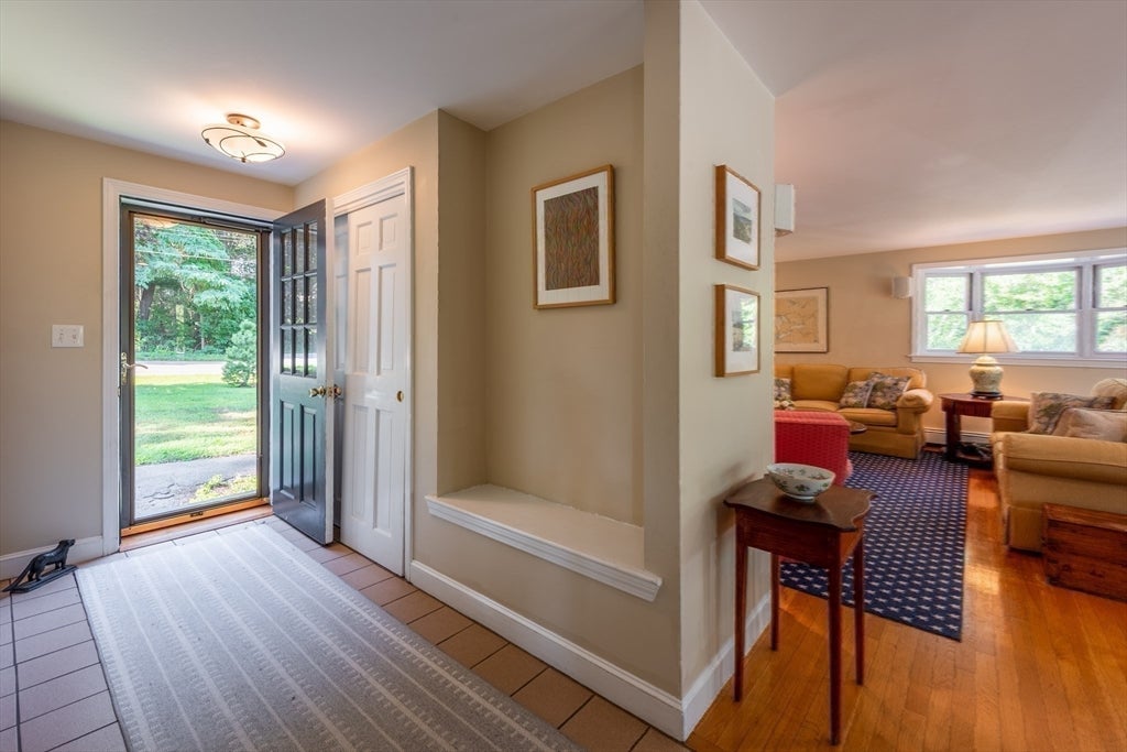 494 Asbury St, Hamilton, MA Photo #19