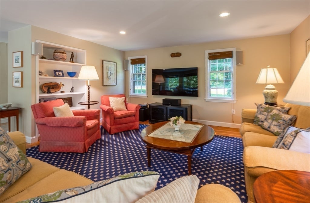 494 Asbury St, Hamilton, MA Photo #21