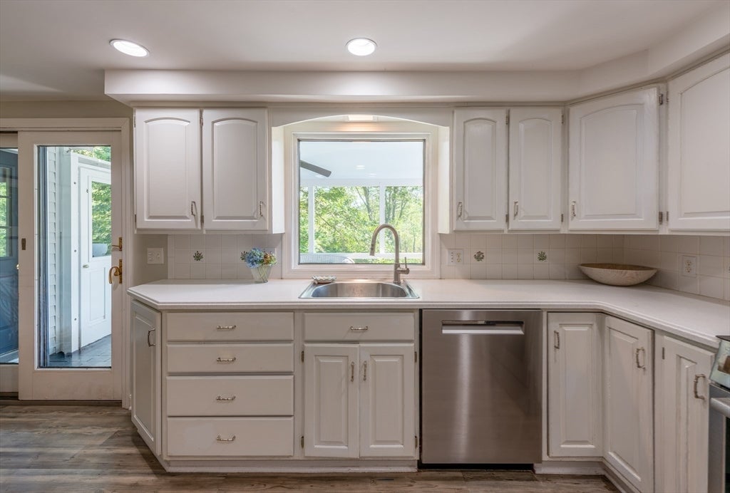 494 Asbury St, Hamilton, MA Photo #12