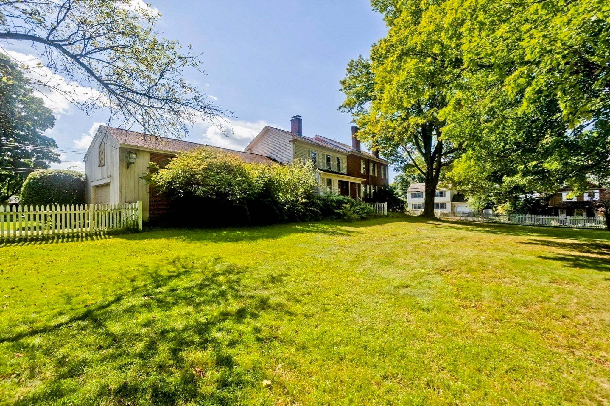40 Somers Rd, East Longmeadow, MA, 40 Somers Rd, East Longmeadow, MA Photo #3