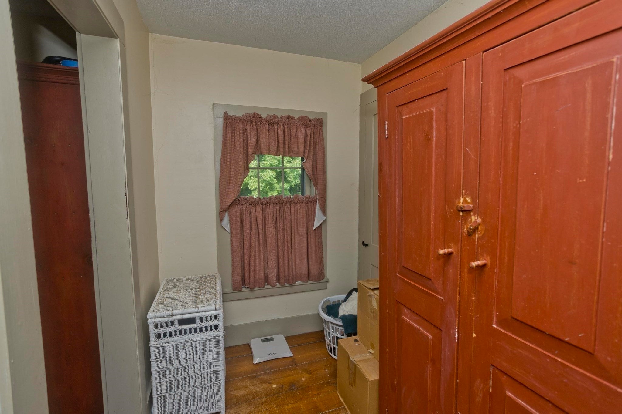 40 Somers Rd, East Longmeadow, MA, 40 Somers Rd, East Longmeadow, MA Photo #20