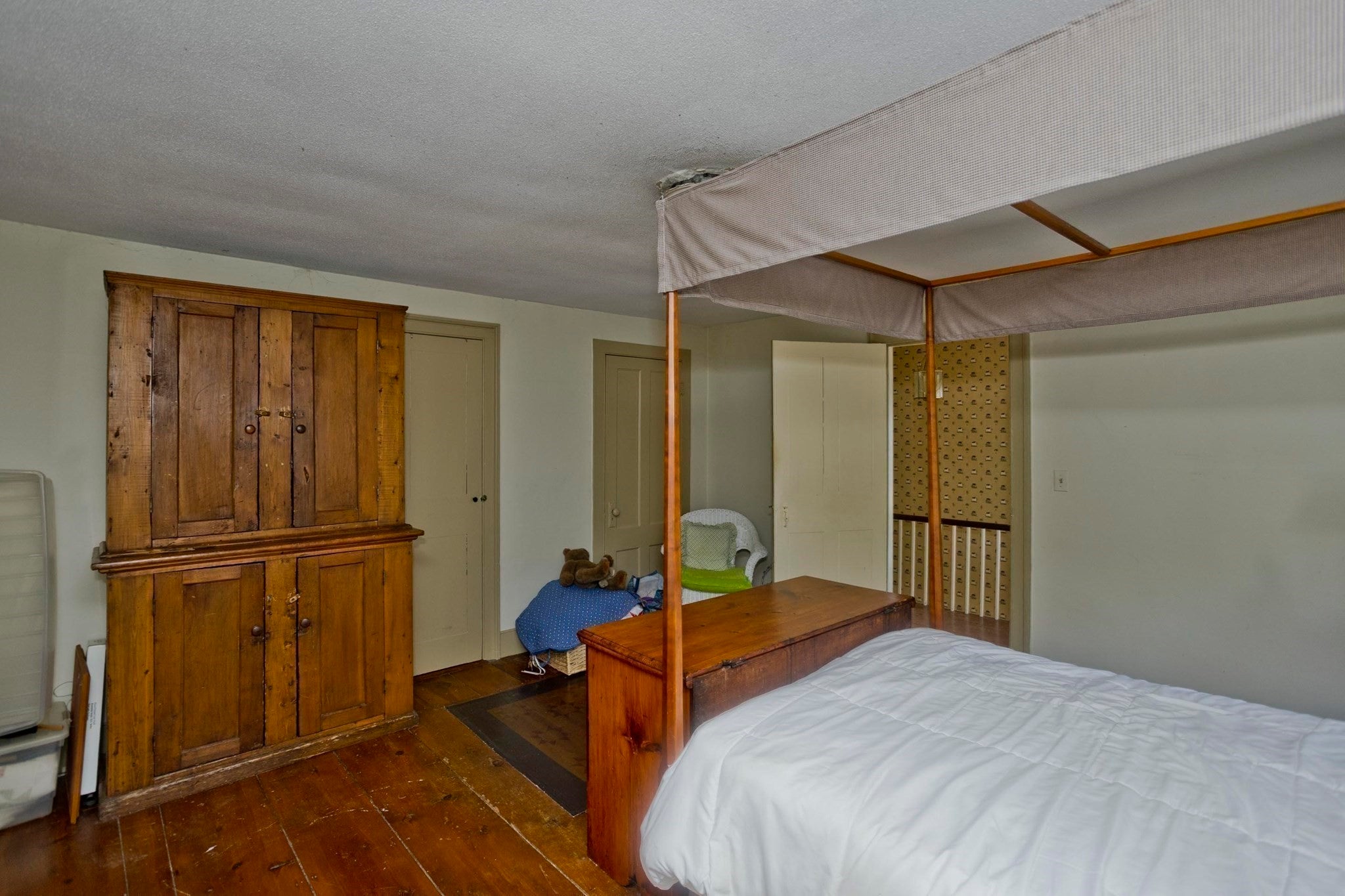 40 Somers Rd, East Longmeadow, MA, 40 Somers Rd, East Longmeadow, MA Photo #7