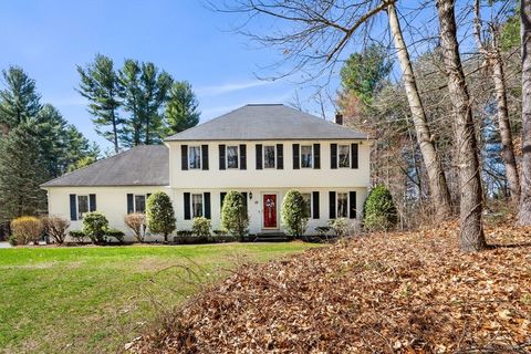 22 Dunstable Rd Westford MA 01886