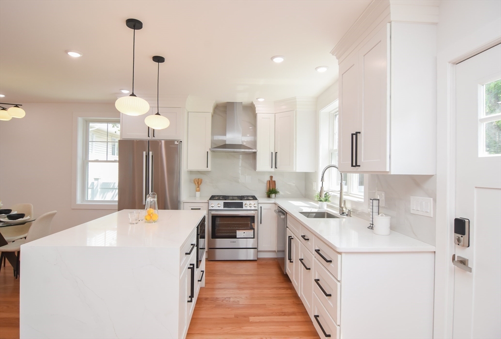 73B Trowbridge St 73B